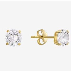 Cubic zirconia classic stud earrings